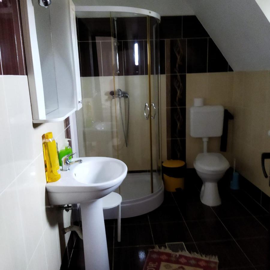 Hotel Zori De Zi Bran  Esterno foto